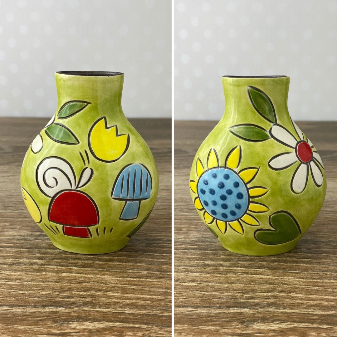 Reversible Bud Vase | Assorted