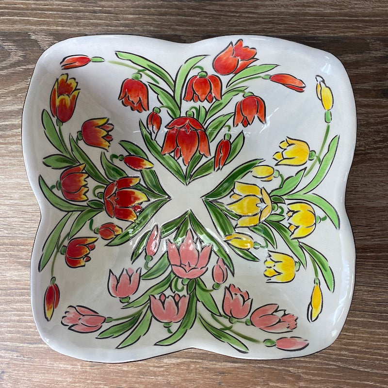 Tulip Serving Bowl