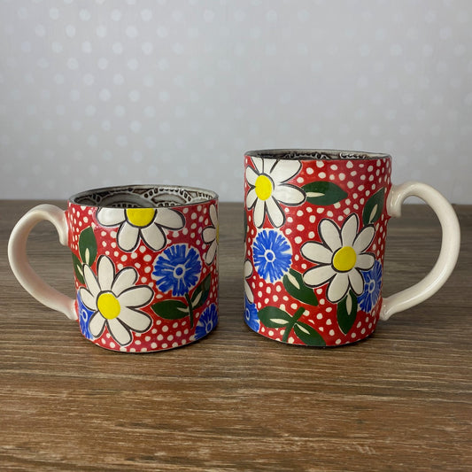 Handpainted Stoneware Mug | Daisy Dot