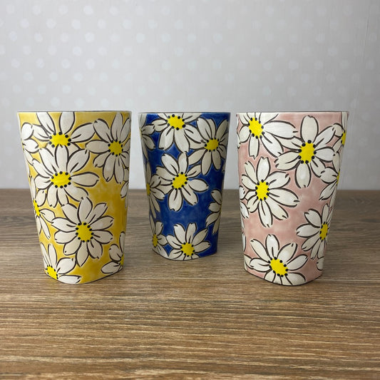 Hand Painted Tumbler with Daisies