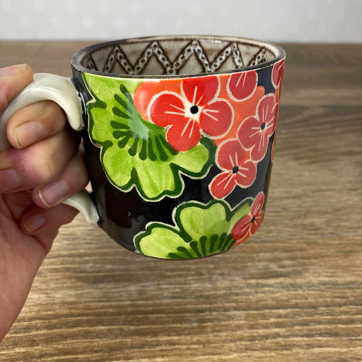 Stoneware Coffee Mug with Geraniums