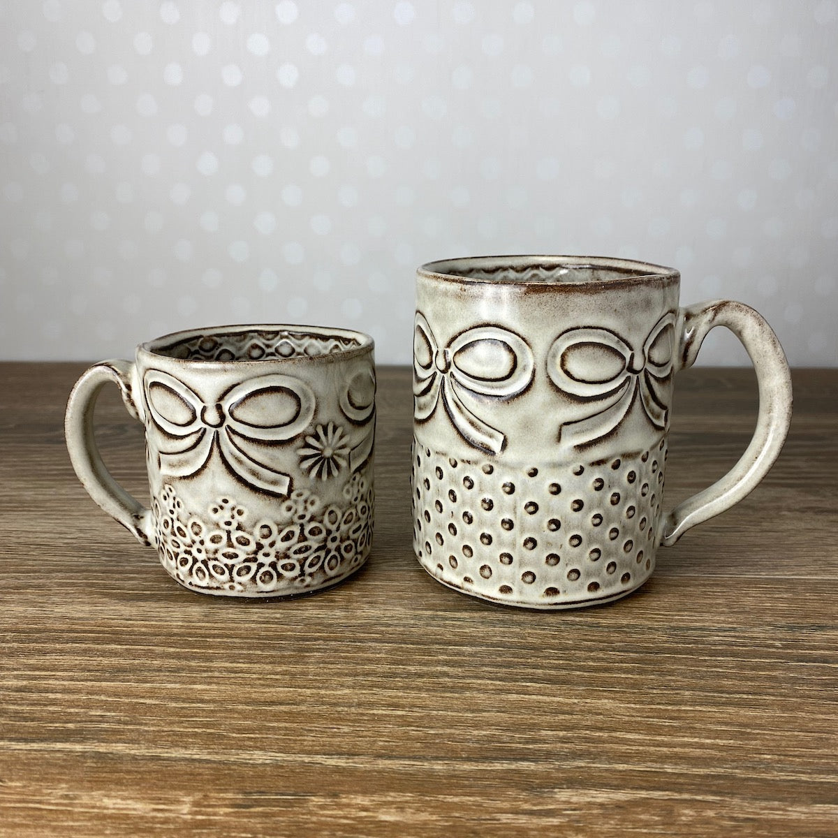 Textured Stoneware Coffee Mug with Ribbons